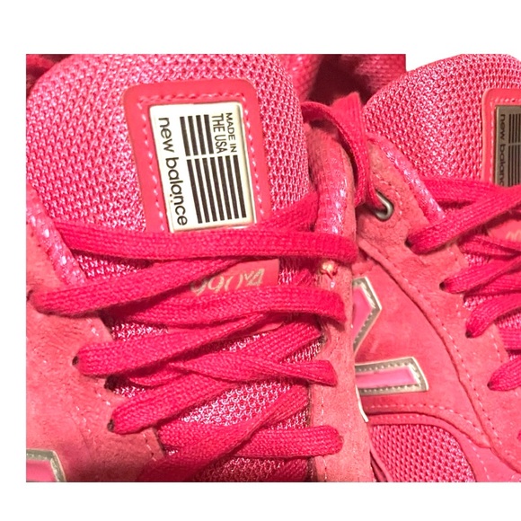 New Balance 990v4 Pink ribbon limeted edition Suede Running Sneakers size 9.5W - Picture 12 of 14